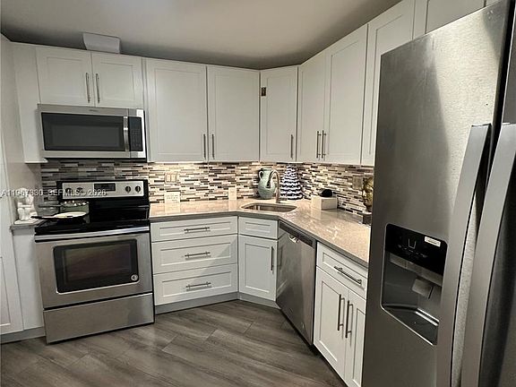2nd image of 2750 NE 183rd St #Penthouse 07