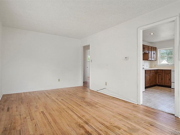 5th image of 1750 S Vallejo Street