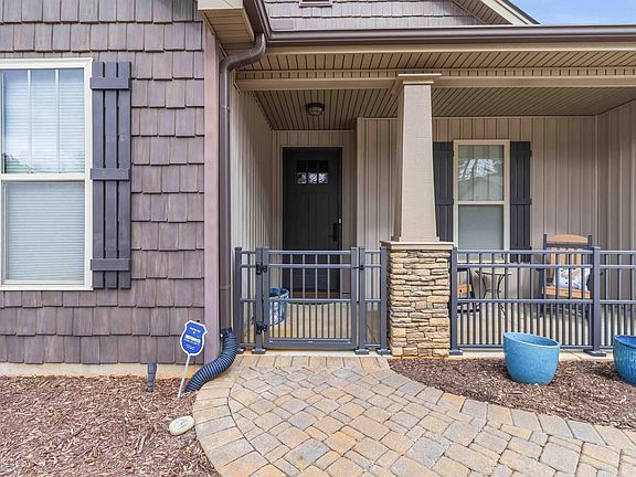 4th image of 116 Canyon Ct