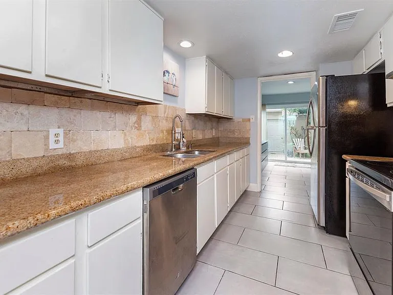 1081 Country Place Dr #1081 — Photo 33