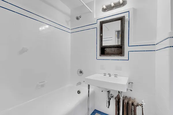 Sold by Compass | media 5