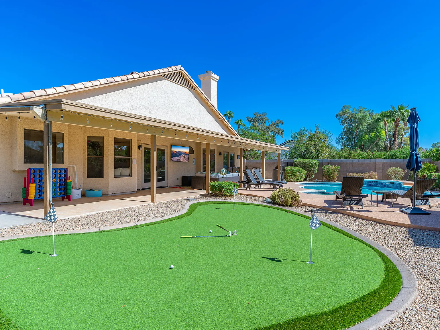 5139 E Fellars Dr — Photo 2