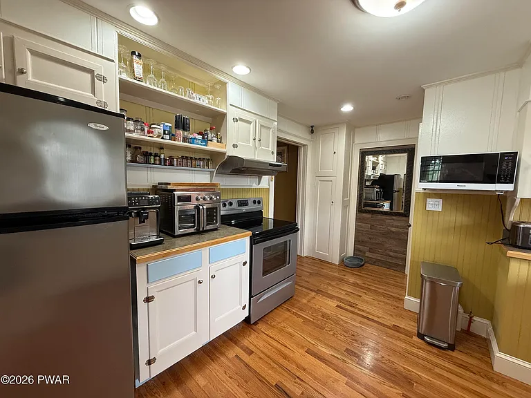 219 Broad St #2 — Photo 12