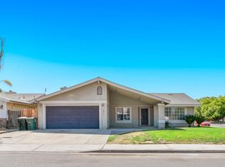 1071 Fruitbasket Ln, Livingston, CA 95334