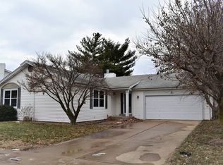 1071 Trifecta Dr, Florissant, MO 63034