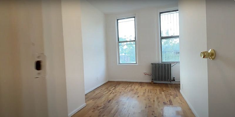 2nd image of 939 Metropolitan Ave APT 3R