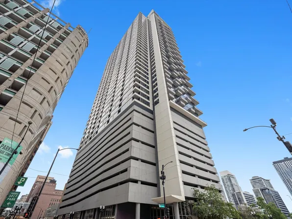 235 W Van Buren St Unit 1720, Chicago, IL 60607