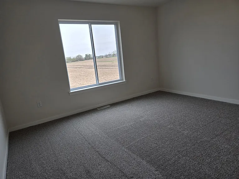 1608-1630 Aspen Ct NE — Photo 23