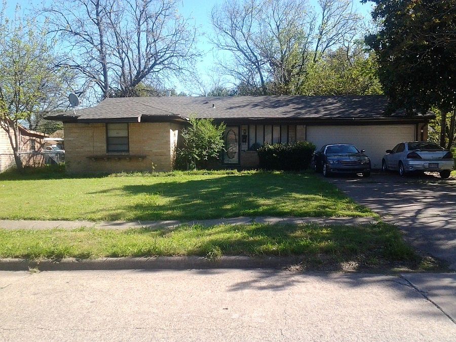 1st image of 918 Jadewood Dr