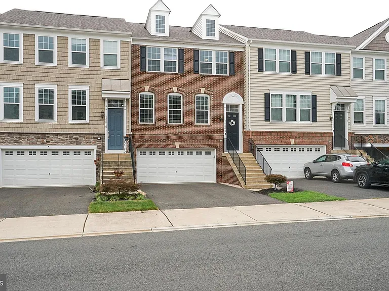 16608 Danridge Manor Dr — Photo 2