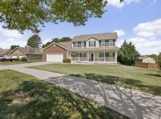 805 Galloway Dr, Johnson City, TN 37601