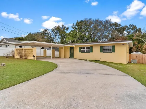 6842 Fern Cir, Leesburg, FL 34748