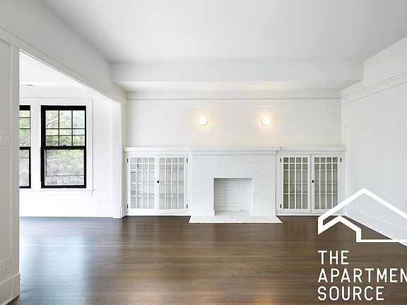 3rd image of 6343 N Wayne Ave #2F