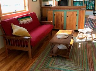 434 Camden Rd, Hope, ME 04847