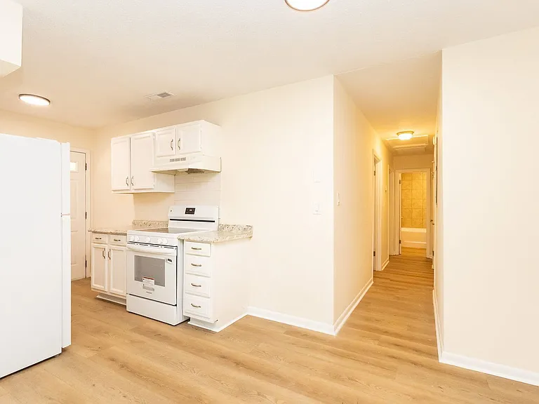 4718 Arrowhead Trl #B — Photo 7