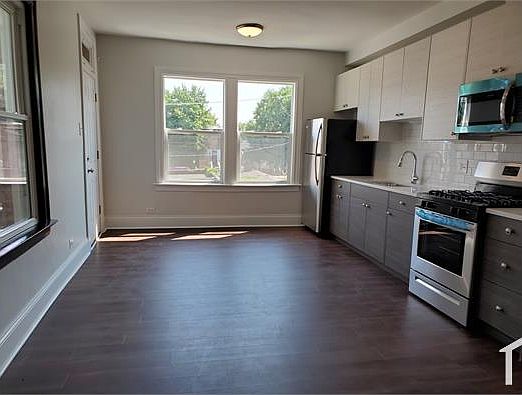 2nd image of 7209 S Wabash Ave #2