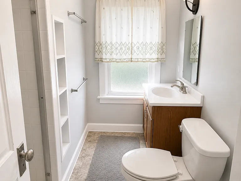 3202 Lincoln Way — Photo 8