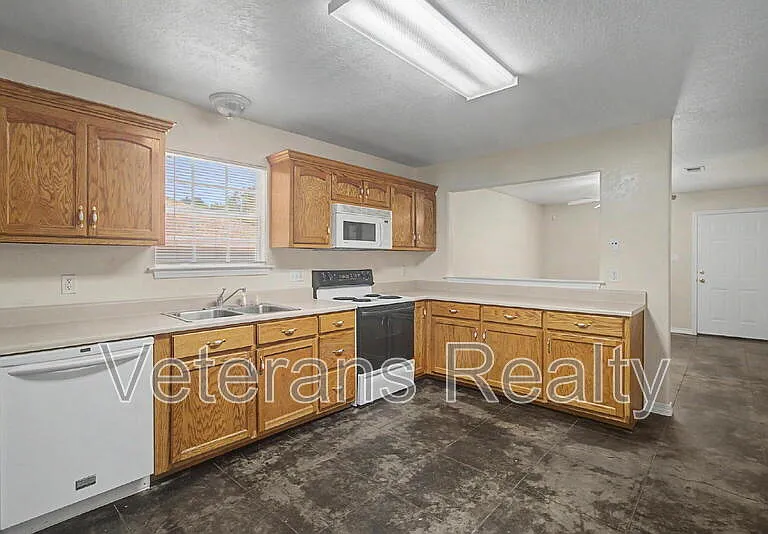 11122 Gorenflo Rd — Photo 5
