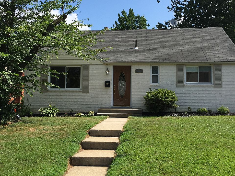 UPDATED BRICK RAMBLER HOME