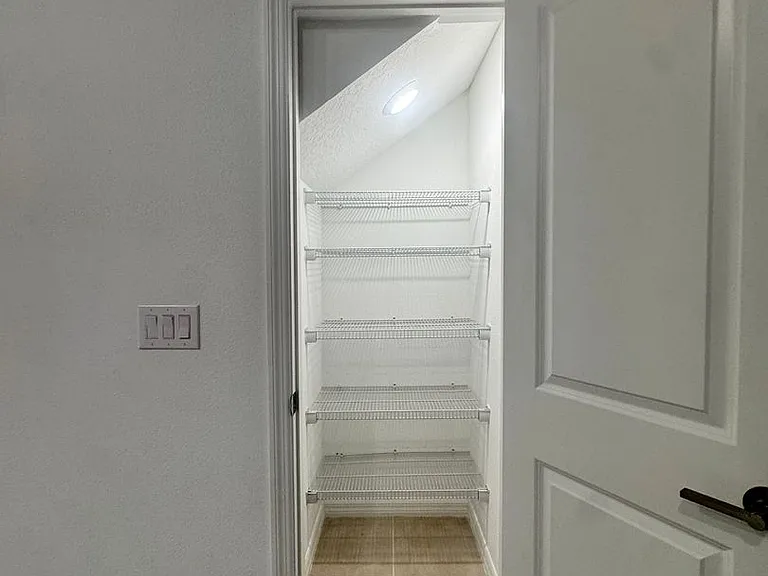 8528 Daybreak St — Photo 27