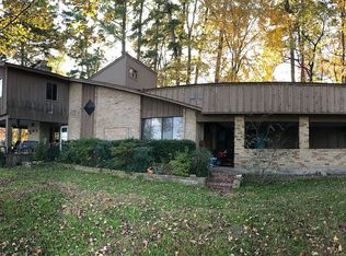 233 Wilcox St, Mount Vernon, TX 75457