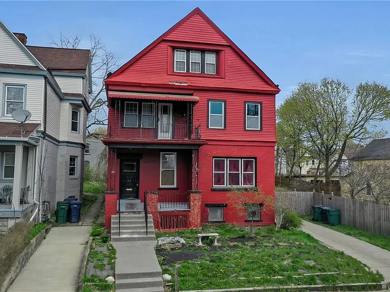 47 Fargo Ave #2 — Photo 1