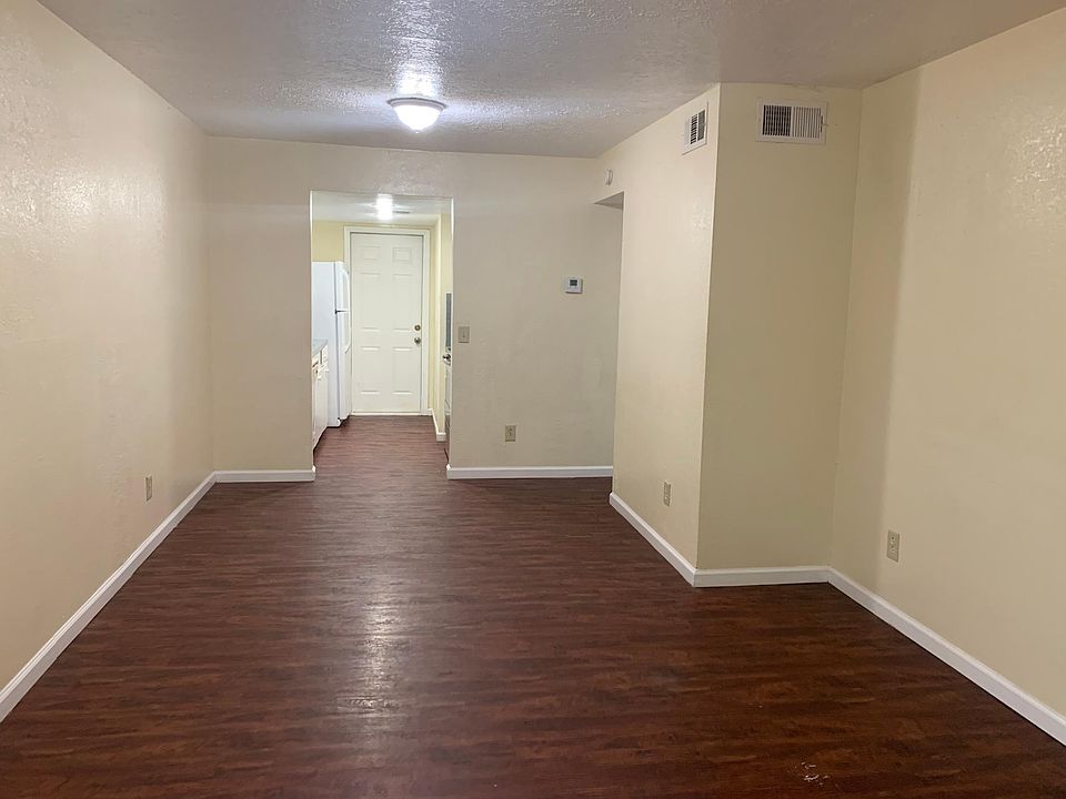 1st image of 3602 Dalraida Dr #8