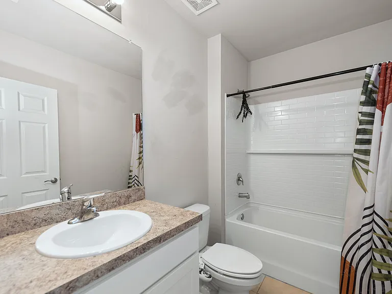 20550 Charles St — Photo 14