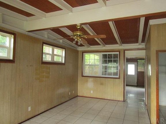 2nd image of 119 Aquamarine Dr