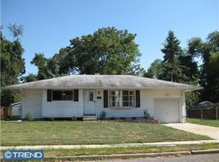 12 Copperfield Dr, Hamilton, NJ 08610