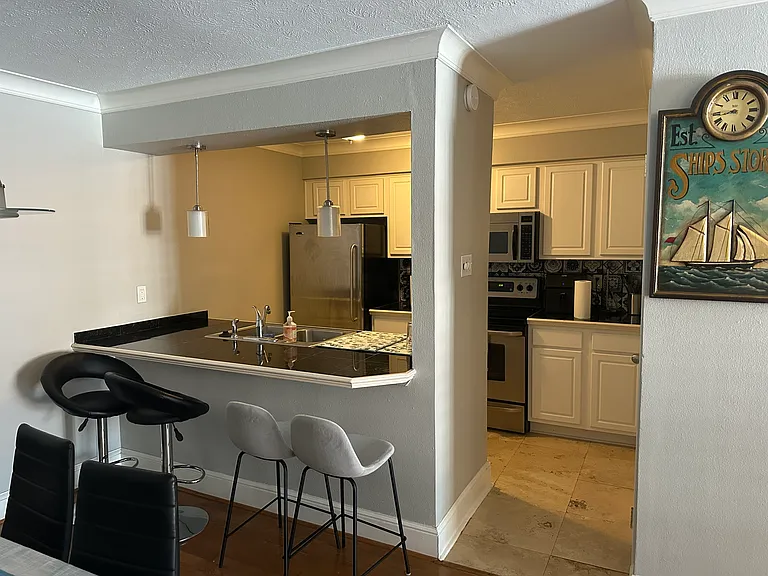 5907 E University Blvd #203 — Photo 3