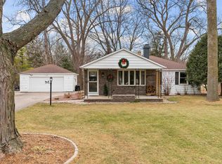 617 S Ridge Ln, Appleton, WI 54914