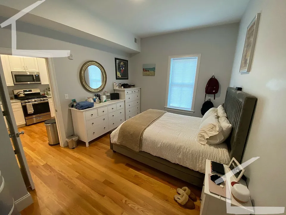 22 Murdock St #1