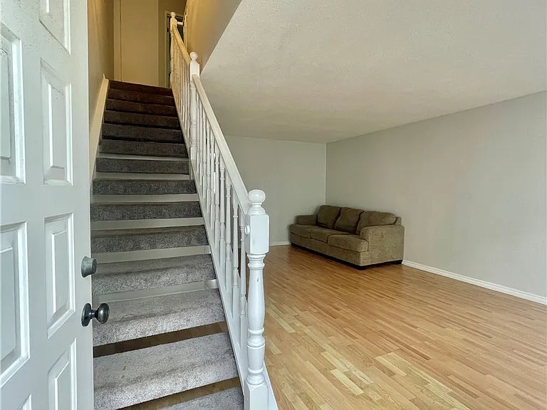 5640 Riverside Dr #110 — Photo 3