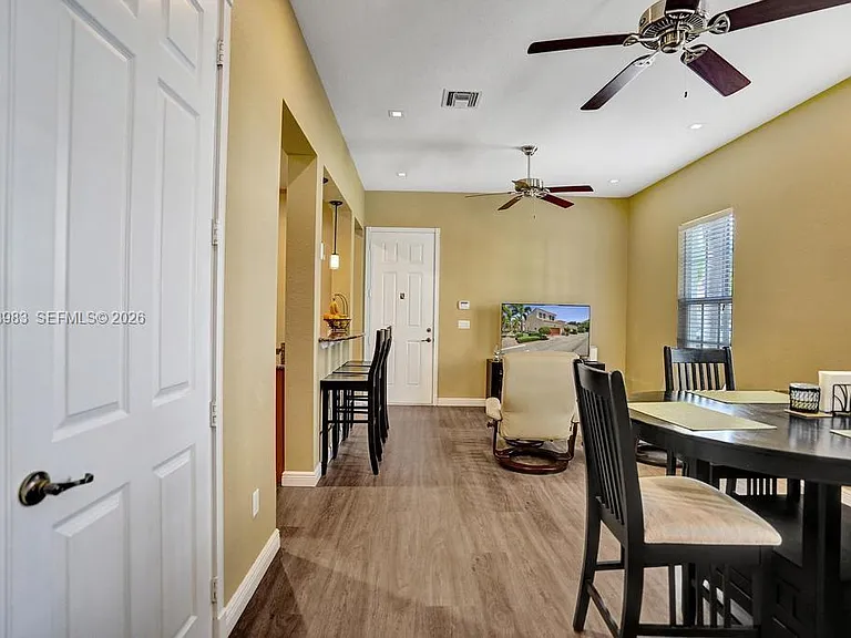 823 NW 82nd Ln — Photo 23