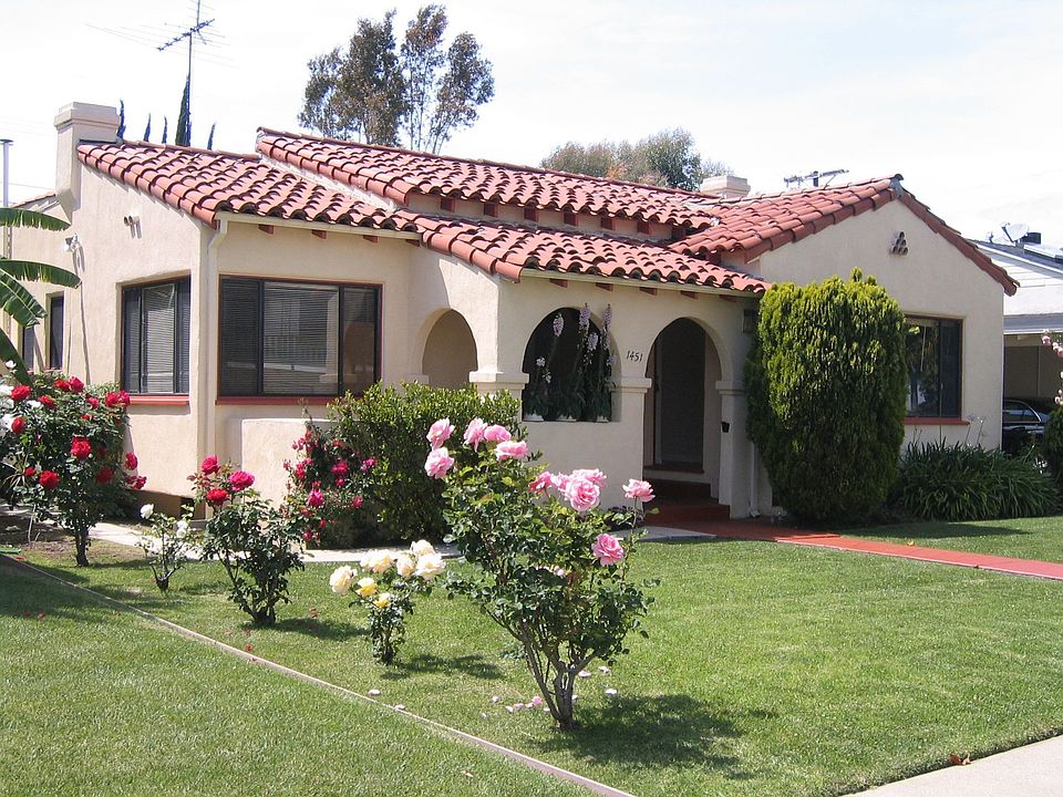 1st image of 1451 S Doheny Dr
