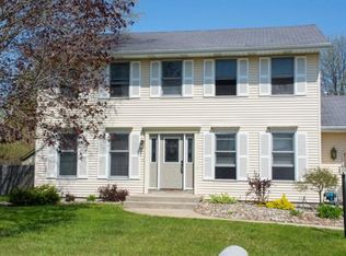 10459 Sunflower Dr, Osceola, IN