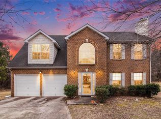 3005 Bunchberry Ct, Ellenwood, GA 30294