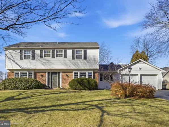 12824 Melville Ln, Fairfax, VA 22033