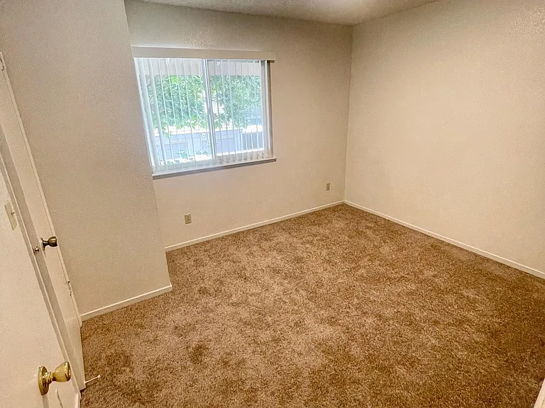 Sunridge Townhomes — Photo 41