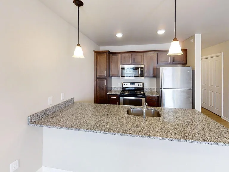 Glen Esk Apartments — Photo 59