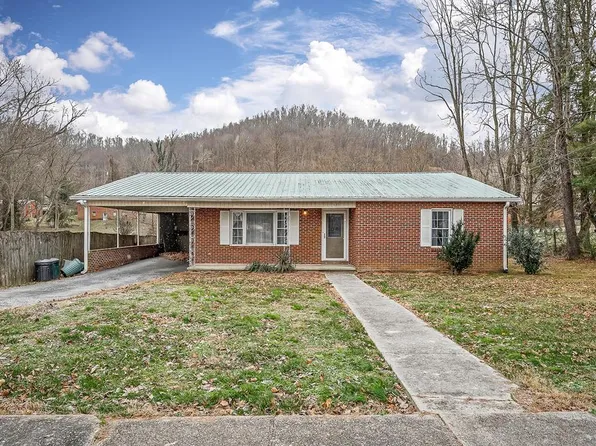 511 Evans St, Livingston, TN 38570