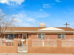 7225 Wilcox Dr, El Paso, TX 79915