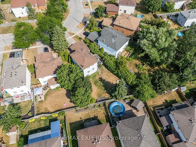 11 Penton Dr — Photo 27