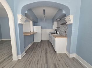 725 Broadway St #3, Galveston, TX 77550