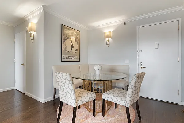 Sold by Christie's International Real Estate Group, LLC | media 2