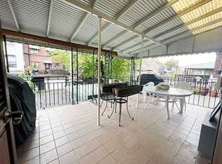 2326 33rd Ave #1, Astoria, NY 11106