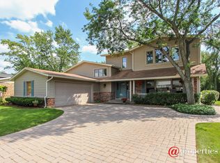 519 W Burr Oak Dr, Arlington Heights, IL 60004