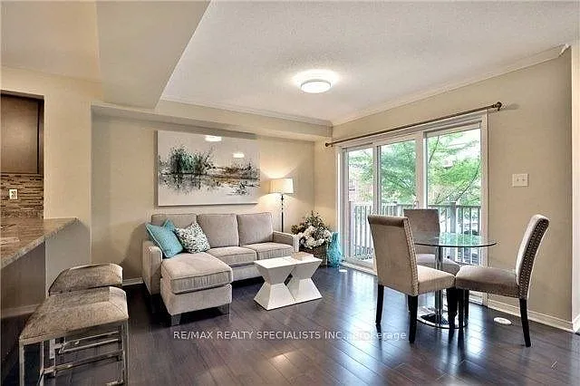 Building Photo - 3250 Bentley Dr #3