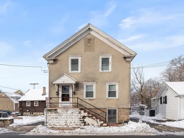 81 Hayward St, Milford, MA 01757